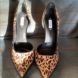 Nice pair of 4” Heels